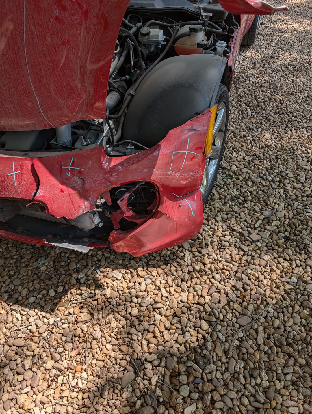Pontiac Solstice, initial damage view 1.